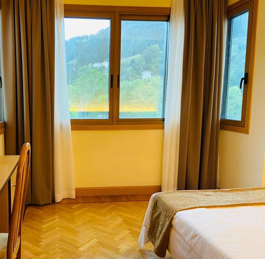 Hotel Asador Arriarte Éibar Kültér fotó